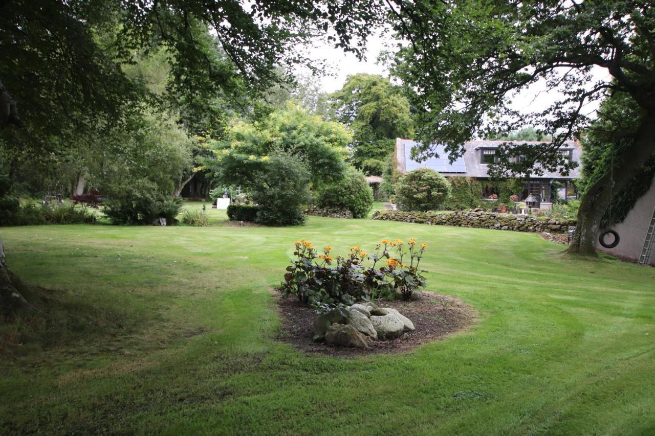 Serene Countryside Home With Manicured Gardens Stonehaven Esterno foto